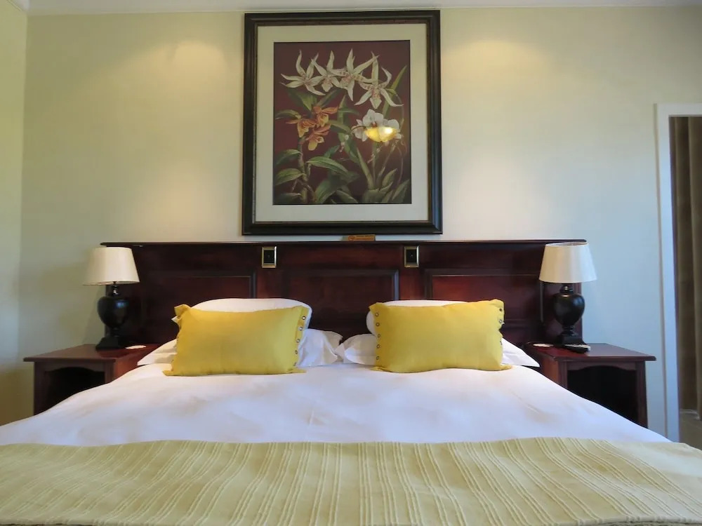 Howick Falls Hotel