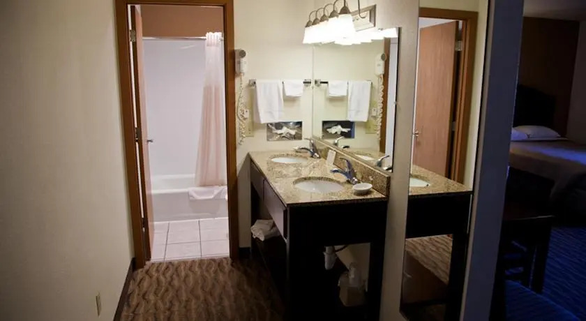 Americas Best Value Inn & Suites Atlantic