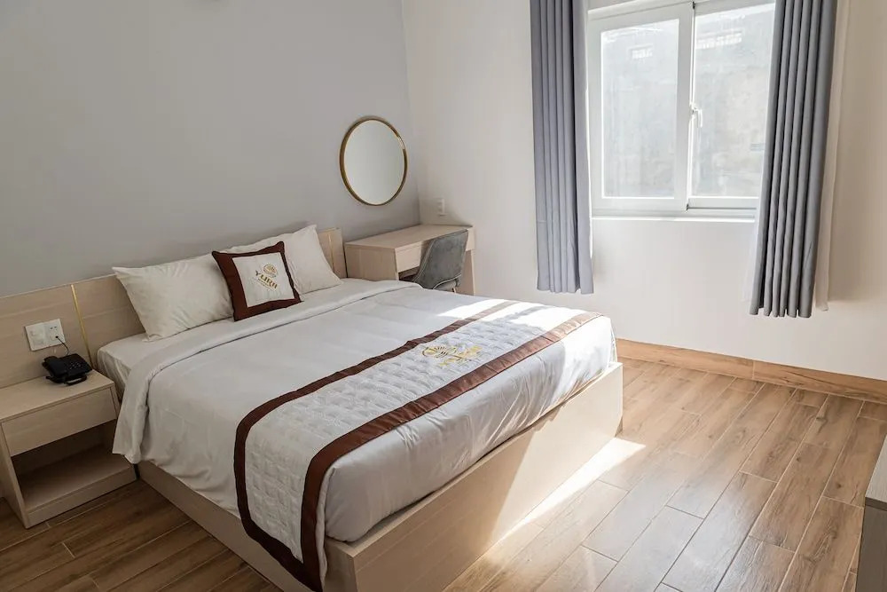 Yurii Hotel