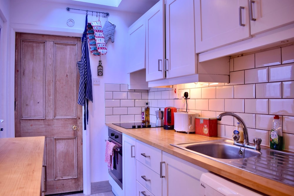 Lovely 2 Bedroom House in Dublin