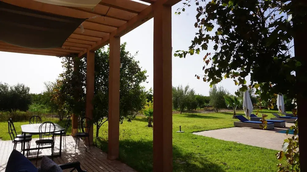 Saphir Paon - Luxury Villa in the middle of a farm