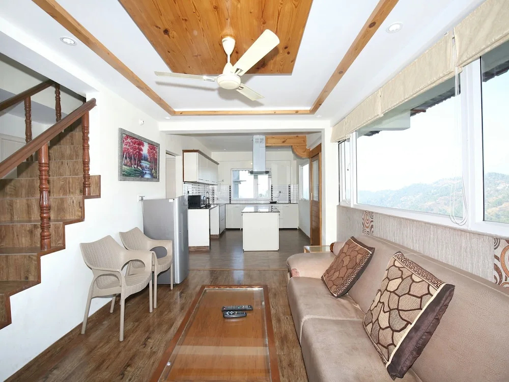 OYO 12185 Home Wayside Villa 3BHK Apartment Kasauli