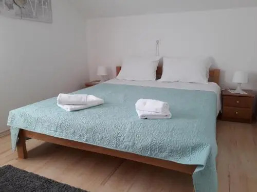 Rustic Apartment Mariva