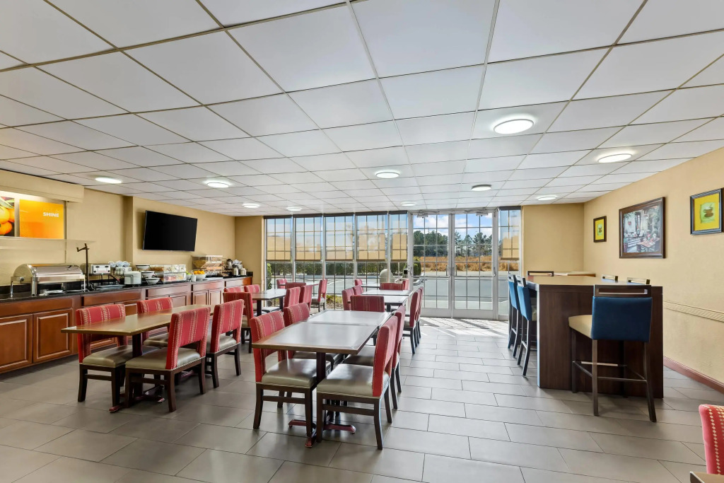 Comfort Inn & Suites Lakeland North I-4