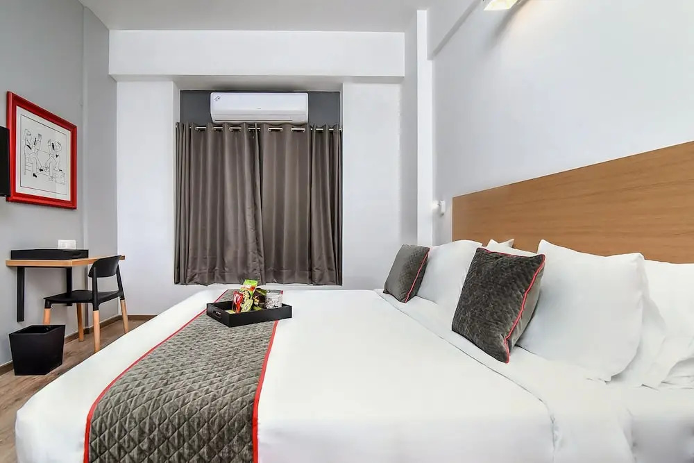 OYO Townhouse 044 Sector 14 Gurugram