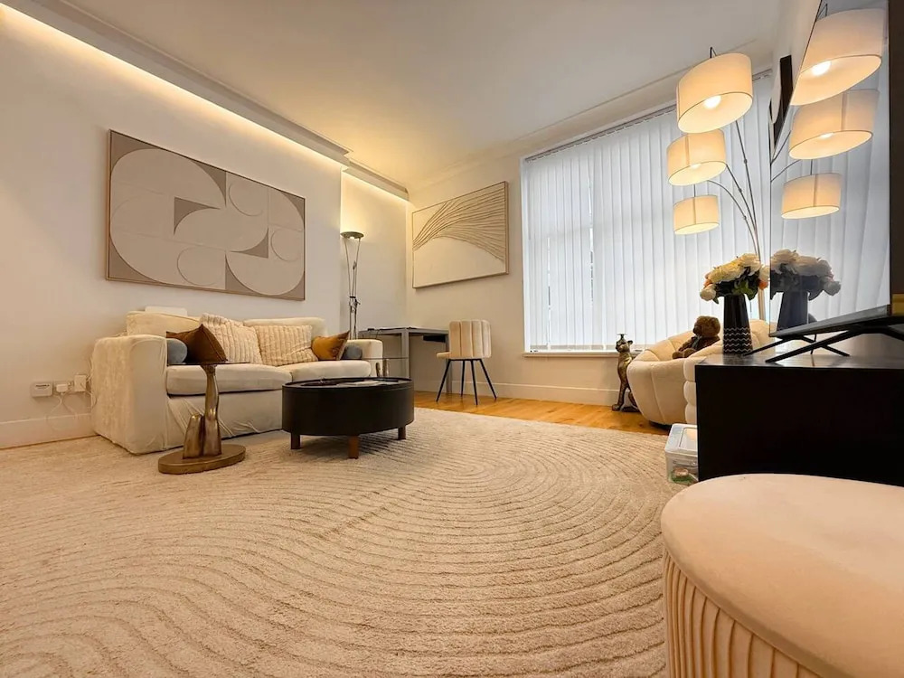 Luxurylondonstays - Cosy Mayfair Hideout on Prestigious Street