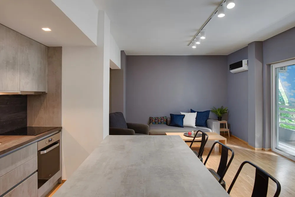 Athenian Stylish Living