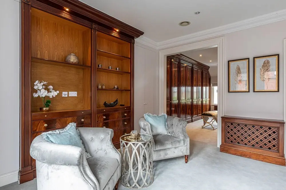 Stunning 6-Bed House Near Harrods in Knightsbridge