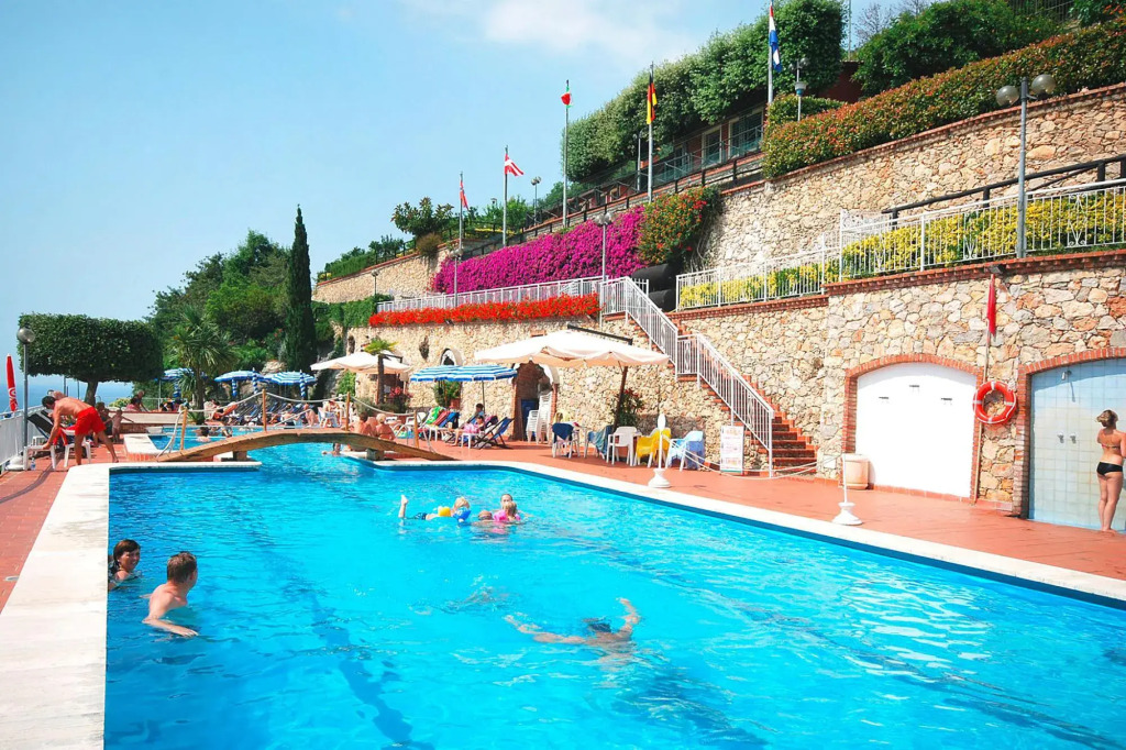 Apartment in Pietra Ligure near Shopping