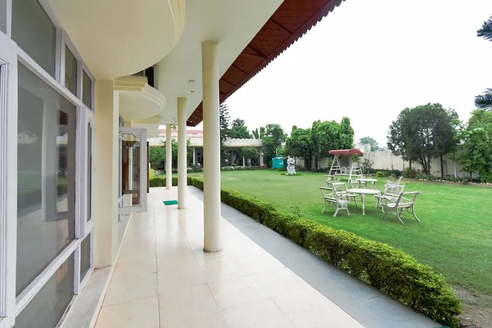 Oyo 46767 Hotel Skyview