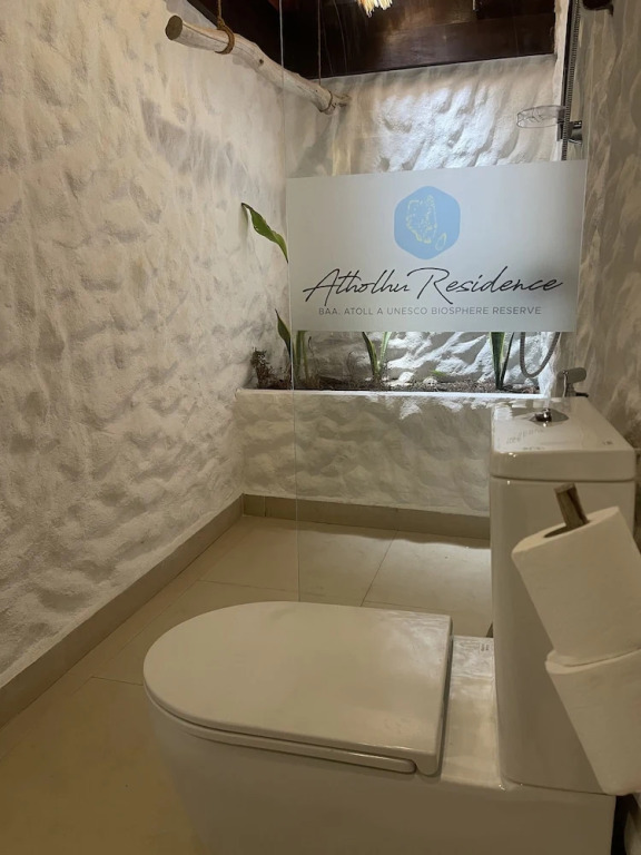 Atholhu Residence