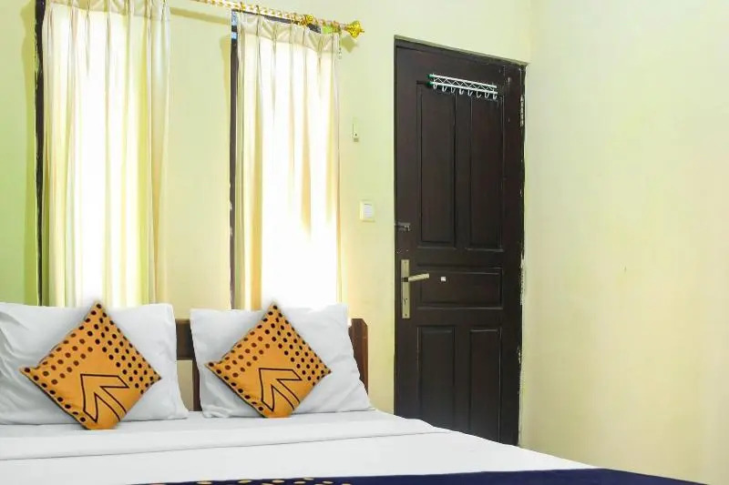 SPOT ON 91227 Al Bayt Syariah Guest House
