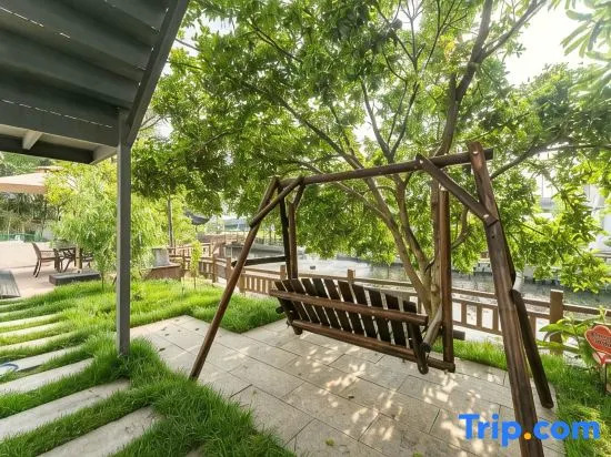Deep in Ciyun · Happy · Ink Wash Jiangnan · Parent-Child Vacation Boutique Inn