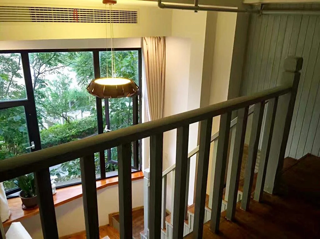 BingHe Street Art Hostel