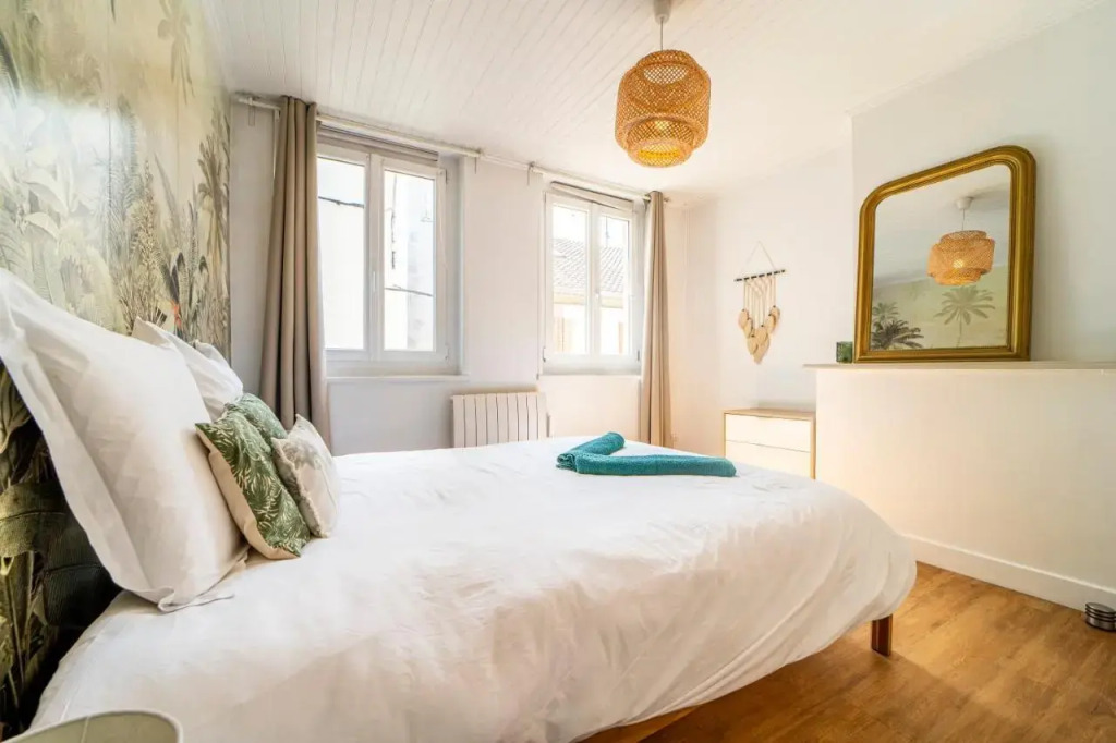 *Maison Bel-Étage-Netflix-Wifi-Coeur de ville*