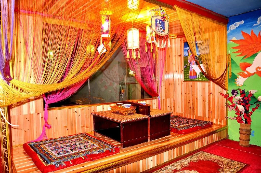 De Jin Hotel