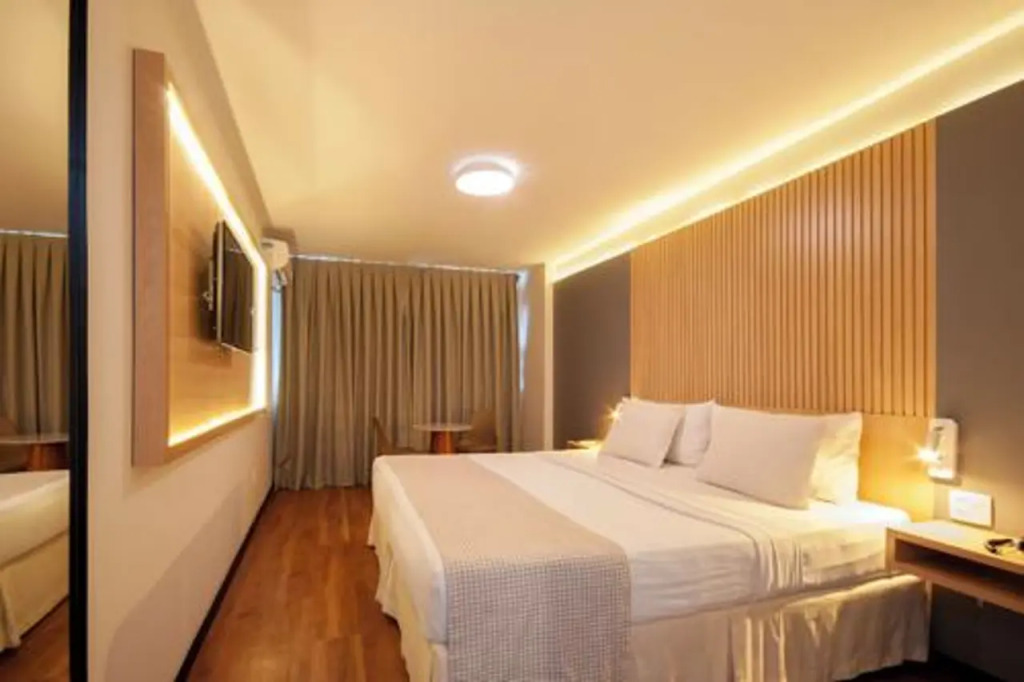 Mirasol Copacabana Hotel