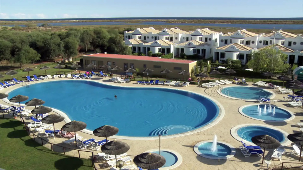 AP Cabanas Beach & Nature