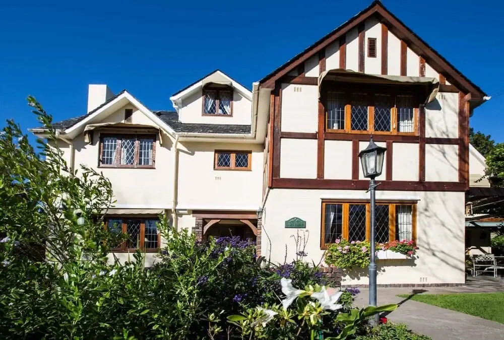 Knightsbury Guest House