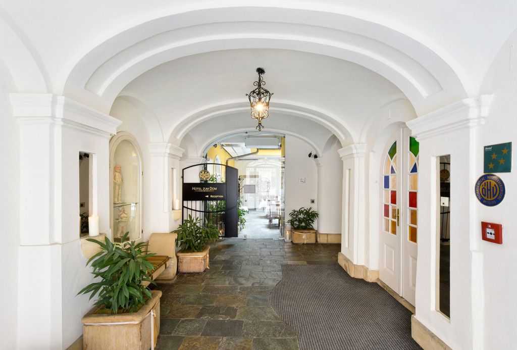 Boutique Hotel Dom - Rooms & Suites