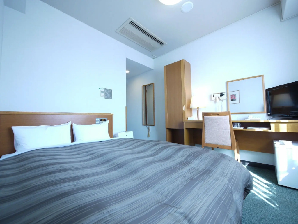 Hotel Route-Inn Igaueno -Igaichinomiya Inter