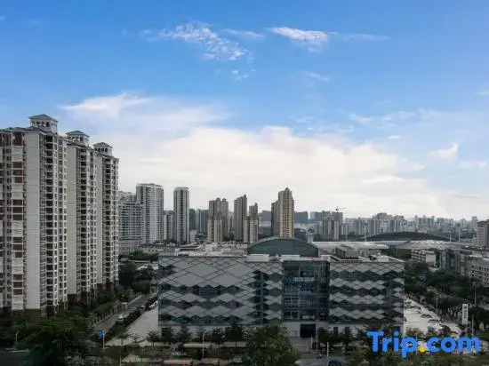 Nanxing Garden Intelligent Cinema Hotel (Hailv Duty Free City)