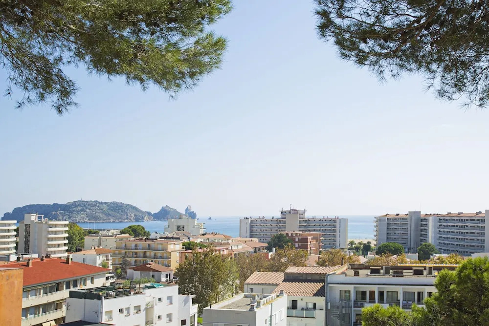 RVhotels Apartamentos Duplex Bon Sol