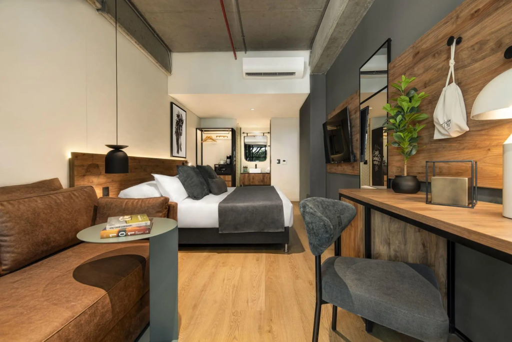 Hashtag 98 Hotel By Jalo
