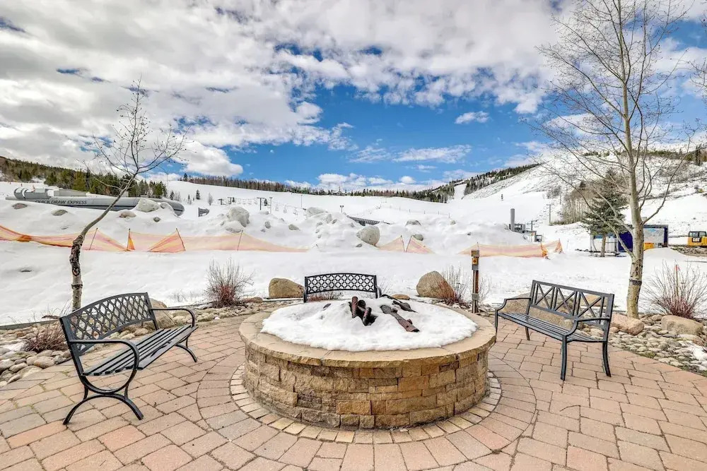 Granby Ranch Condo w/ Balcony: 1 Mi to Lake Granby