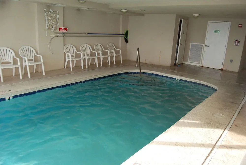 Tradewinds 507 2 Bedrooms 2 Bathrooms Condo