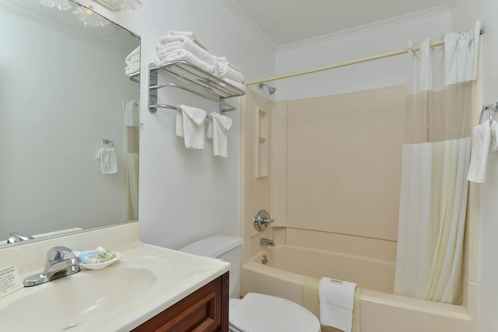 SureStay Hotel by Best Western Virginia Beach Royal Clipper