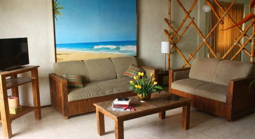 Suites del Sol Hotel & Apartments