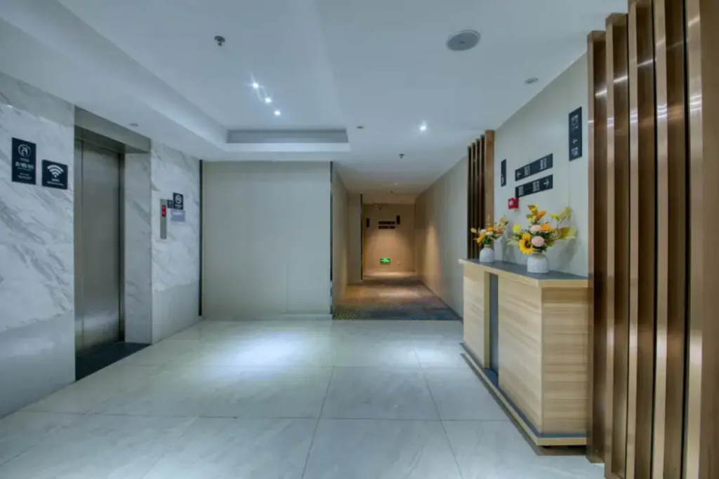 City Comfort Inn (Guangzhou International Financial City Keyun Road Subway Station Store)