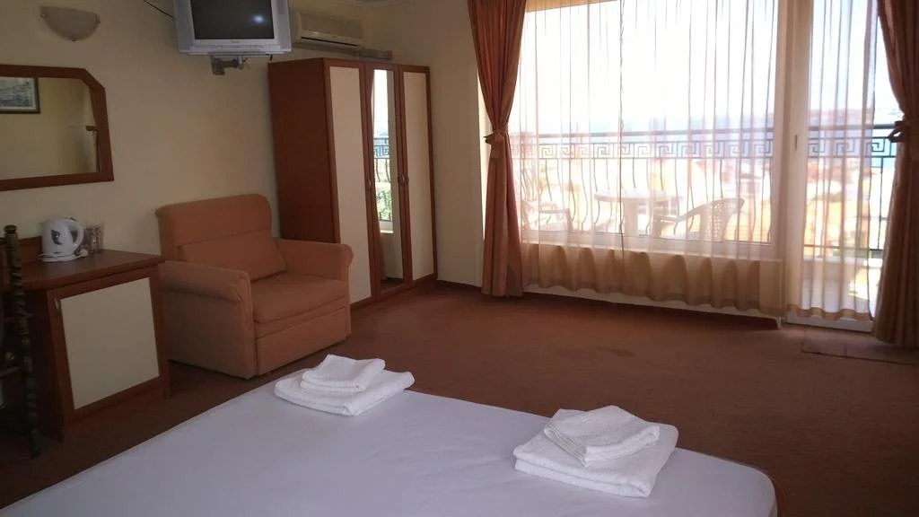 Elinor Guest House