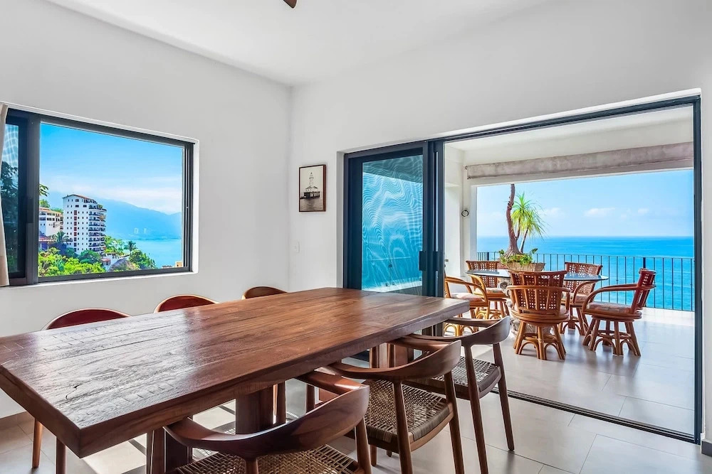Bright Ocean-view 2-story Condo Near Beach With Pool, Balcony & Full Kitchen
