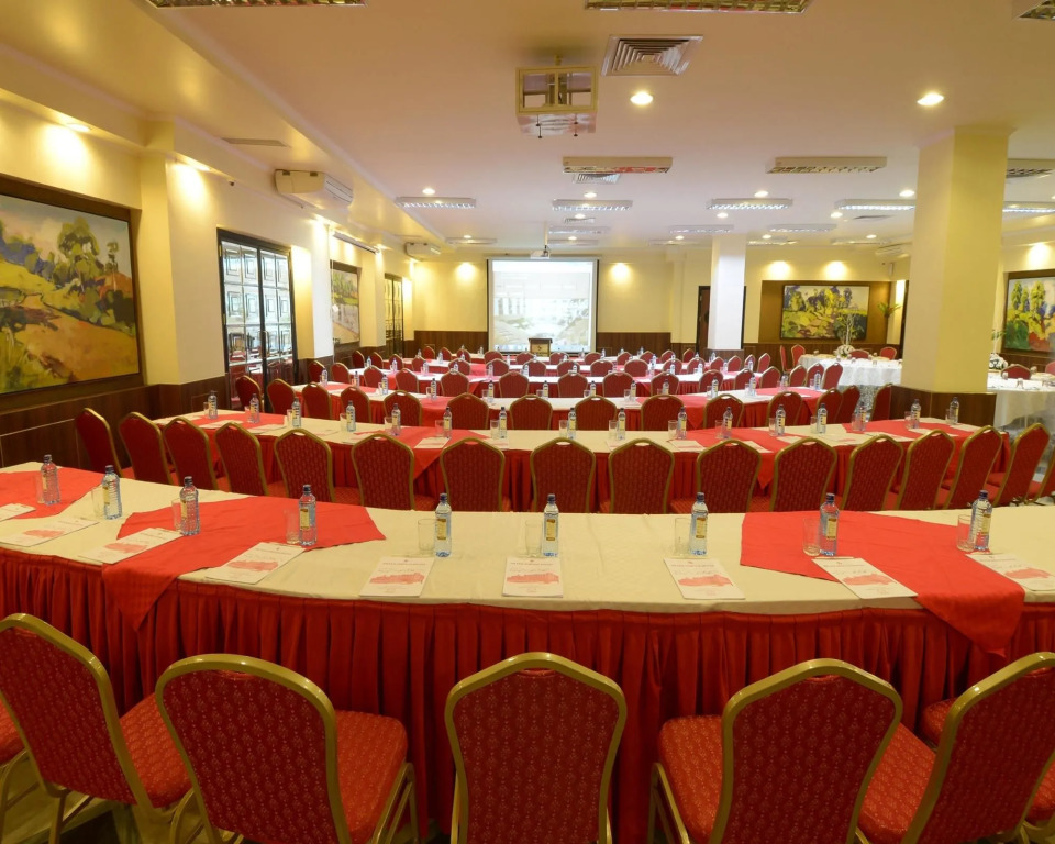 Muthu Silver Springs Hotel
