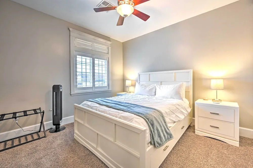 Bellemont Family Home w/ Hot Tub & Playground Set