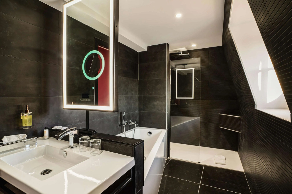 Best Western Premier Hotel de la Cite Royale