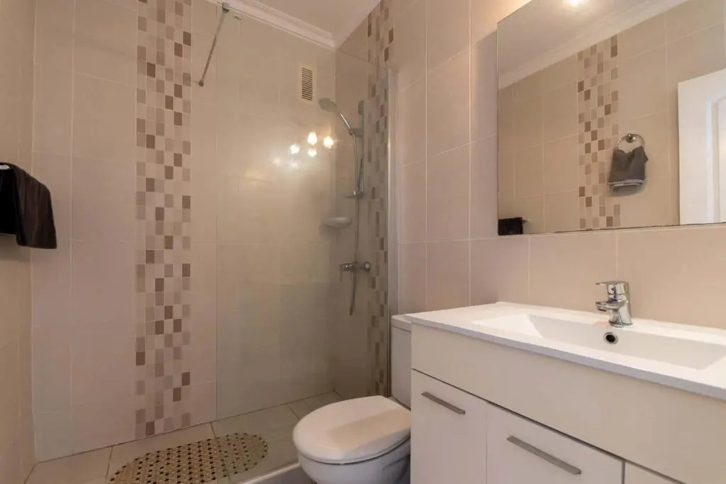 Azahara Playa 45 - One Bed