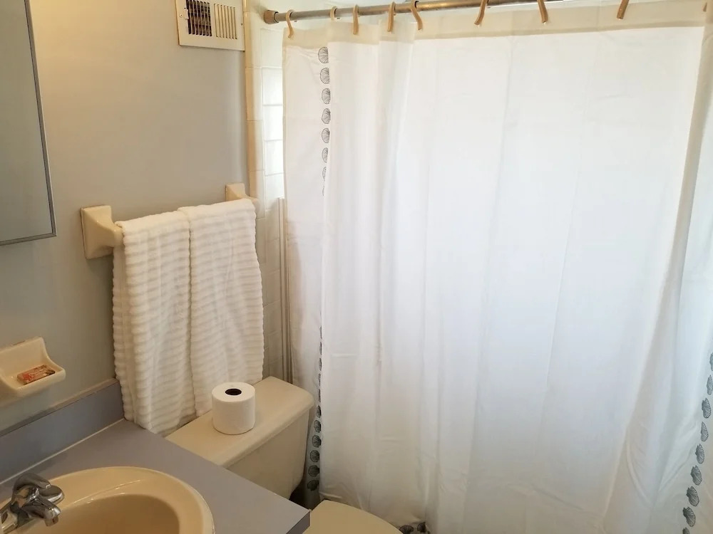 Sea Spray Condo