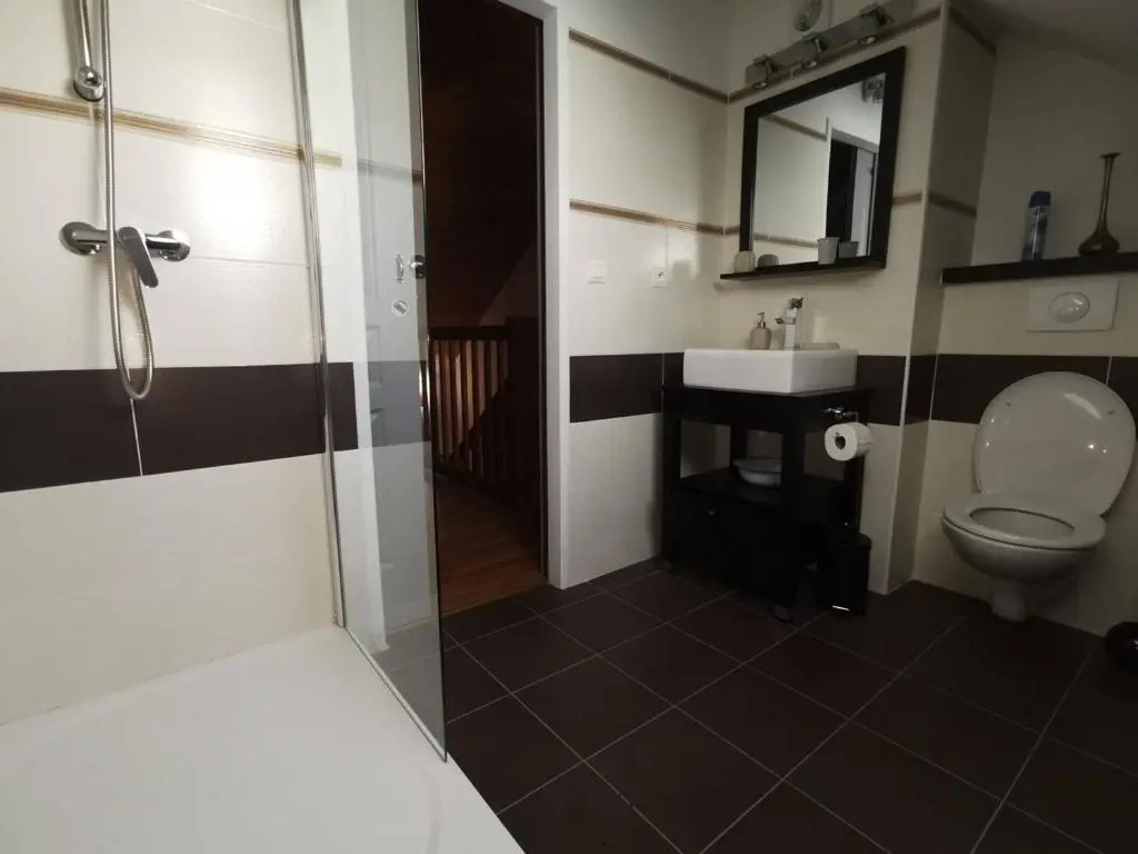 Maison calme avec jardin, 3 chambres, cheminée proche station de ski - FR-1-393-151