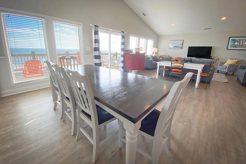 Sparrow's Beach Nest by Sea Scape Properties