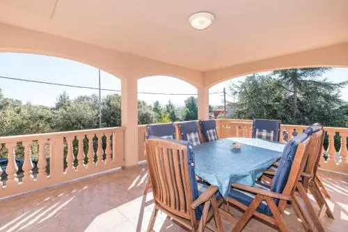 Six-Bedroom Holiday Home in Bibinje
