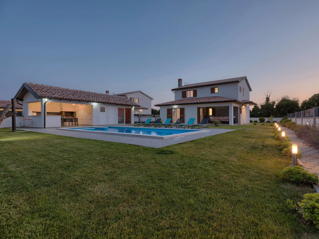 Villa Alba Rossa