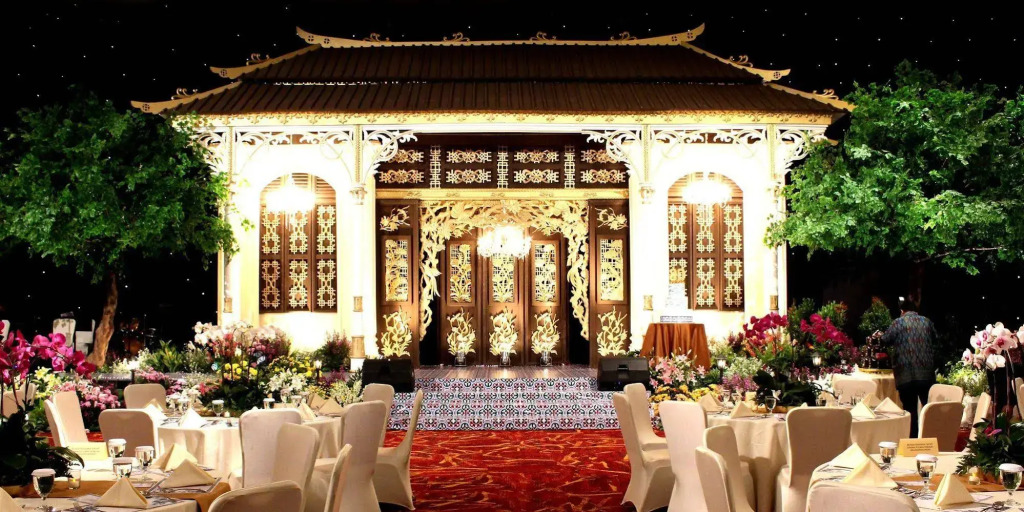 The Luxton Cirebon Hotel and Convention