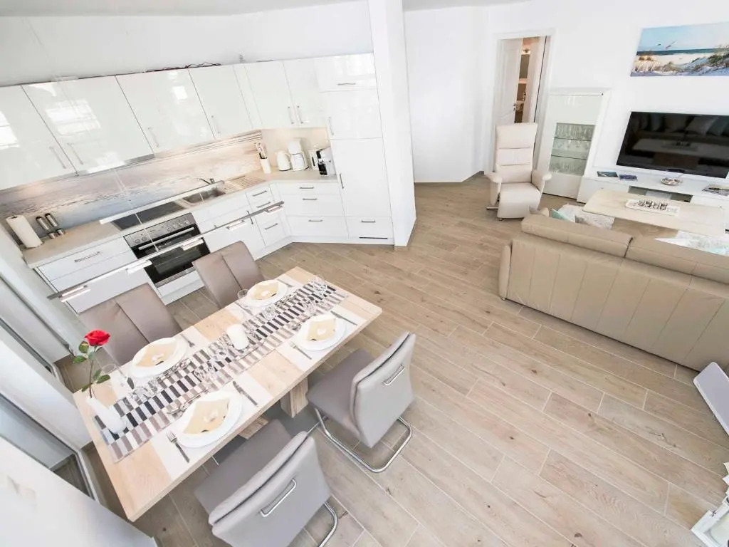 Villa Louisa in Sellin - WG 39 mit Balkon, strandnah