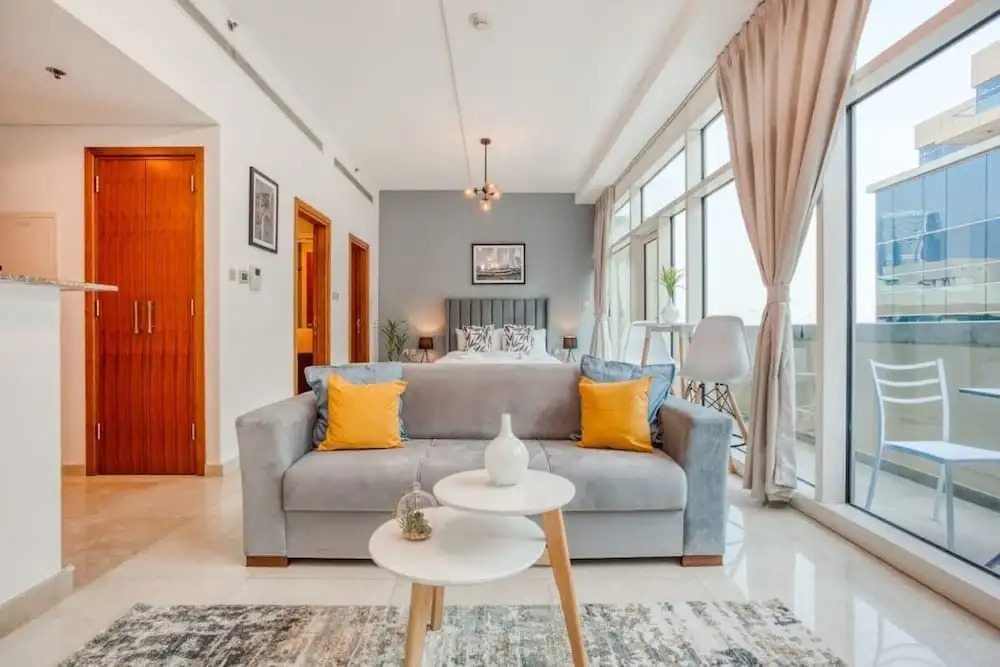 Chic & Cosy Apartment in Bay Square