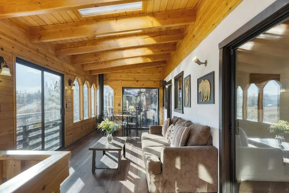 Viewtopia by Avantstay Lakefront Views + Hot Tub