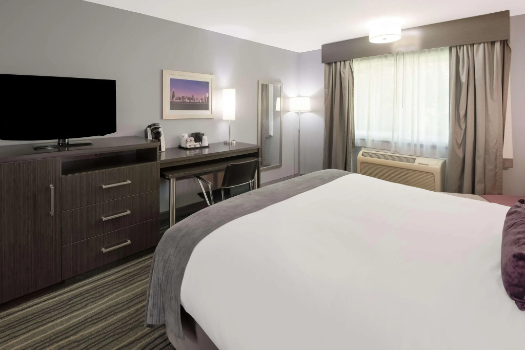 Best Western Riverside Inn