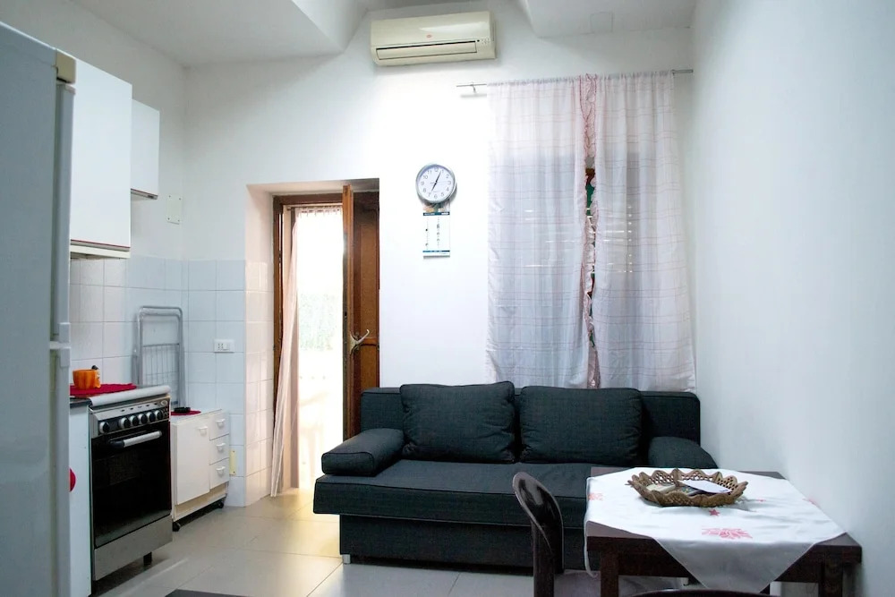 House With one Bedroom in Monopoli, With Enclosed Garden and Wifi - 10